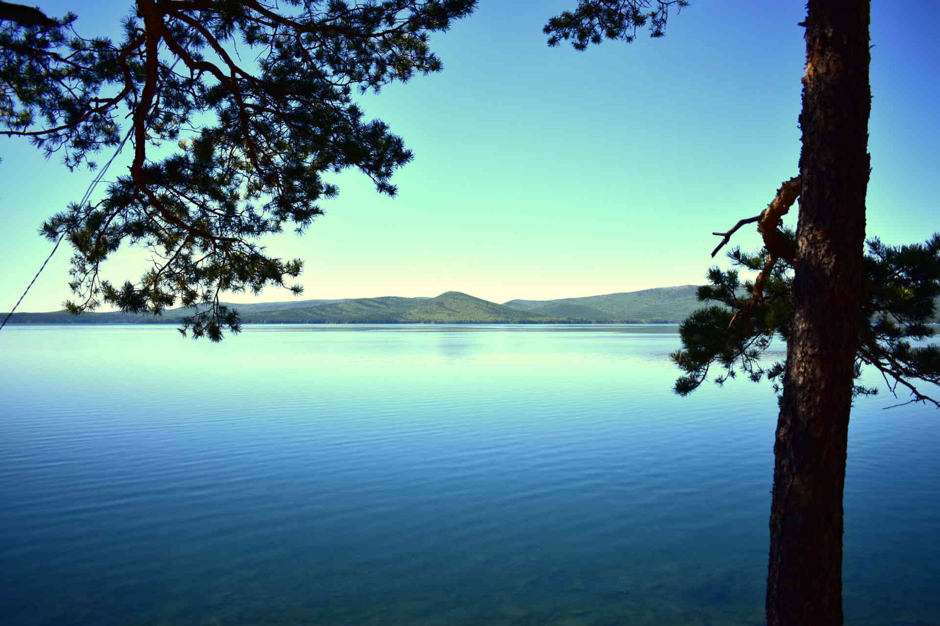 Озеро в челябинской области с голубой водой тургояк