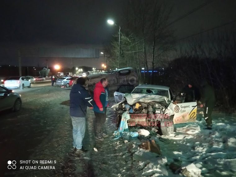 В аварии под Челябинском столкнулись не менее 10 машин