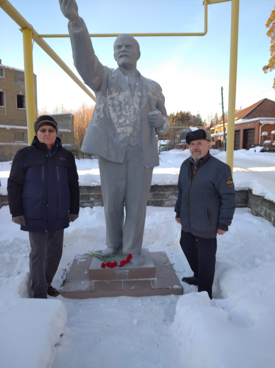 В Миассе почтили память Ленина