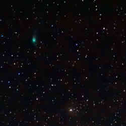 К Земле приближается зеленая комета: как она позеленела и где ее искать?
