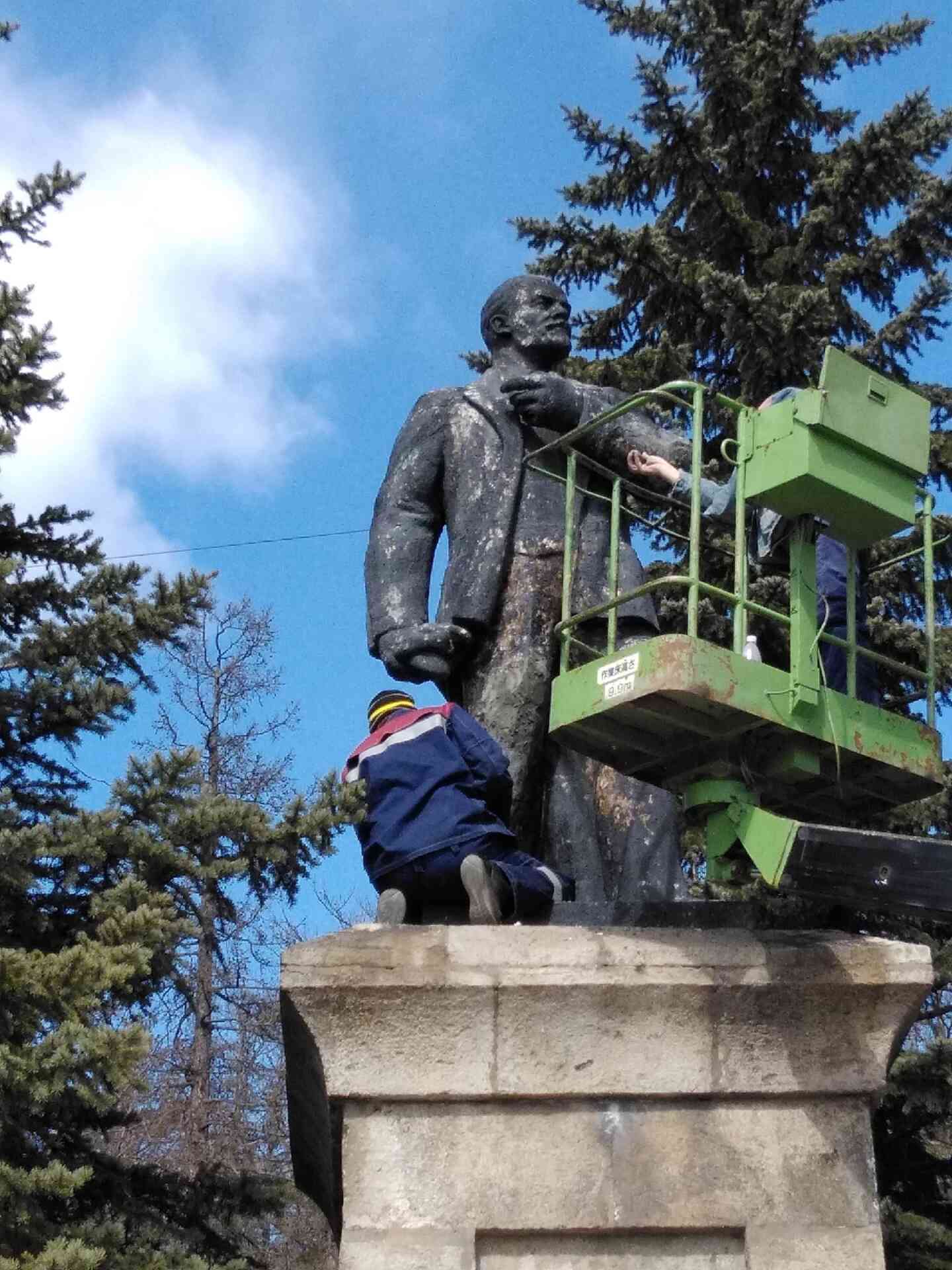 В Миассе отреставрируют памятник Ленину ко Дню рождения Ильича