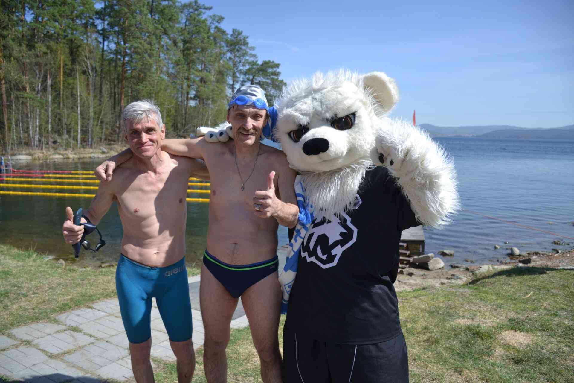 В Миассе проходит этап Кубка России по зимнему плаванию