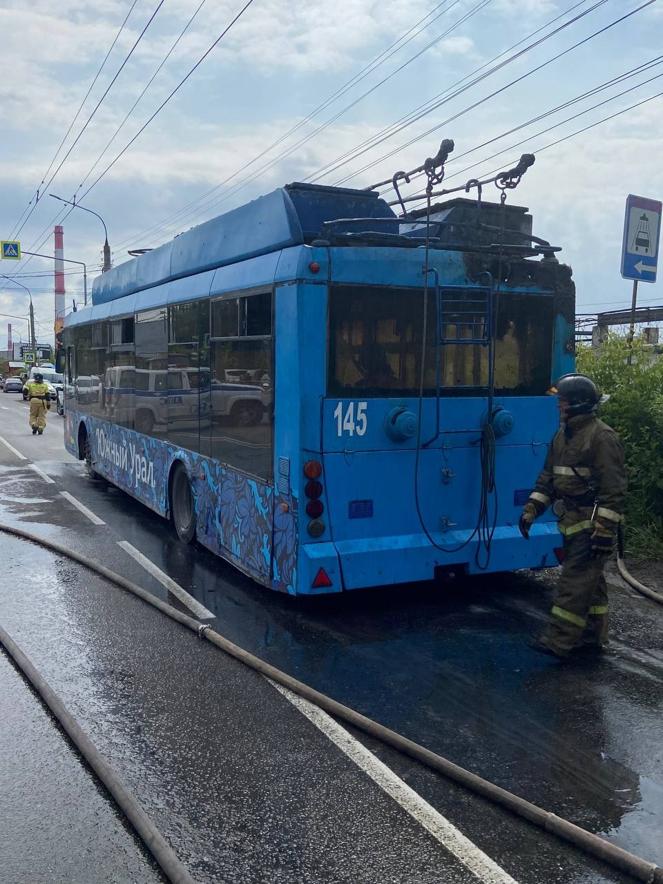 В загоревшемся в Миассе троллейбусе никто не пострадал