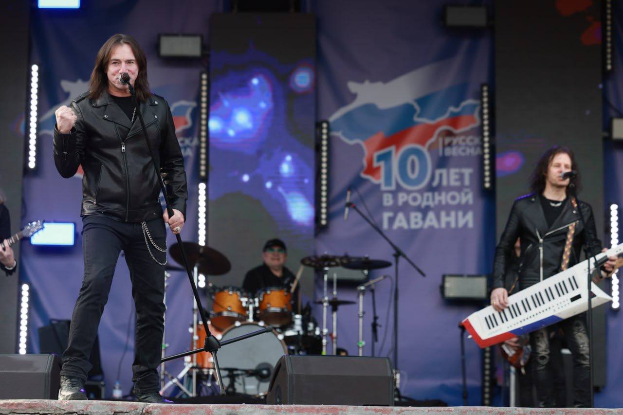 Юбилейный митинг-концерт «Крымская весна» прошел в Челябинске | 18.03.2024  | Миасс - БезФормата