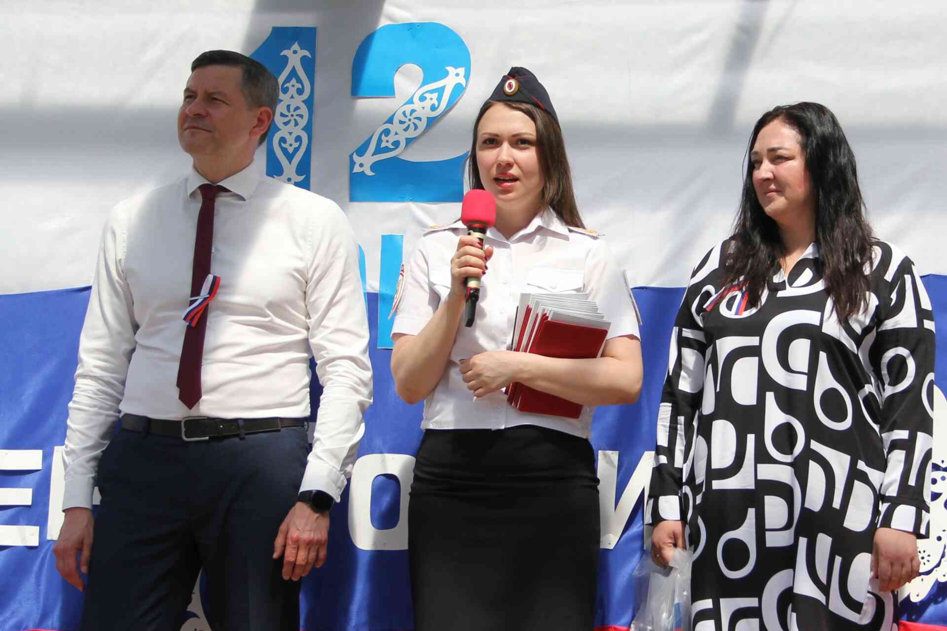 В День России юные миасцы получили свои первые паспорта