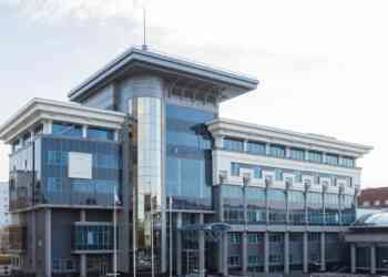 Нефтепроводчики помогают социальной сфере