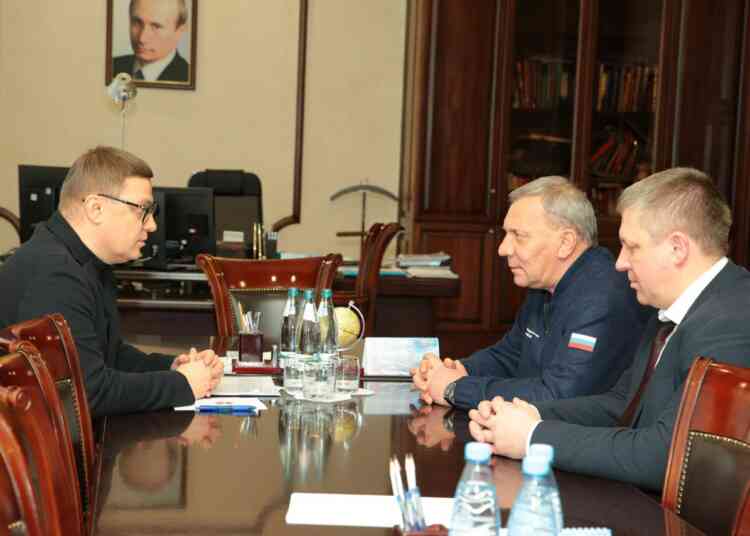 Глава Роскосмоса Юрий Борисов и губернатор Алексей Текслер обсудили перспективы развития Миасса