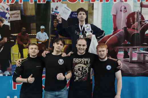 Миасские пауэрлифтеры покорили Магнитогорск