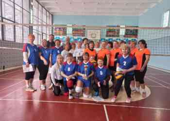 Ветераны спорта Миасса завоевали медали на соревнованиях по волейболу