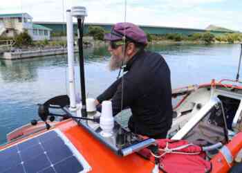 Что происходит с Федором Конюховым в бушующем океане?