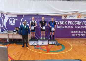 Миасские пауэрлифтеры привезли медали с чемпионата и первенства УрФО