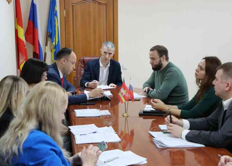 В Миассе готовятся к ремонту дорог, паводку и субботникам