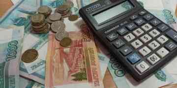 Российские семьи получат детские выплаты до майских праздников