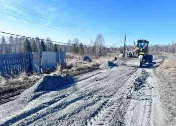 Отсыпку дорог провели в поселках Миасса