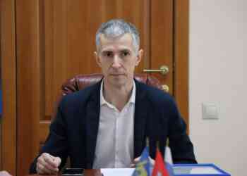 Подготовку ко Дню Победы и строительство школы обсудили в Миассе