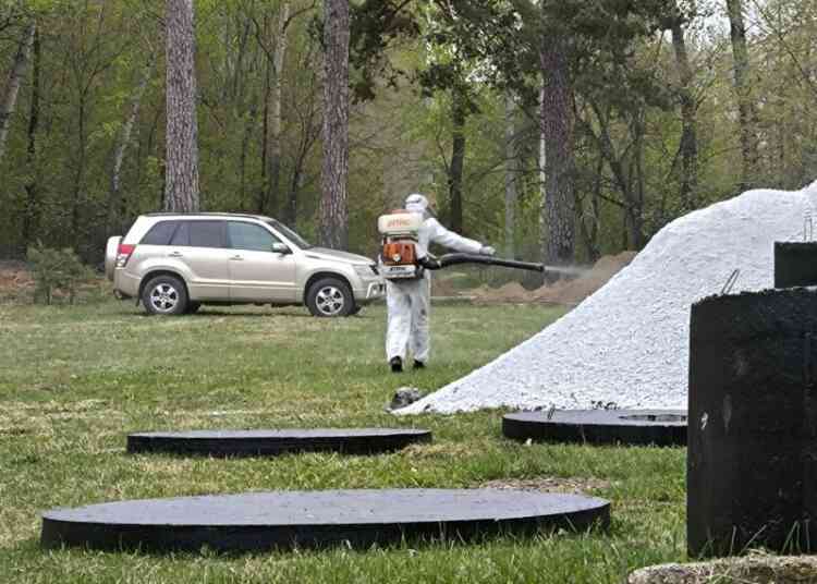 Акарицидная обработка территорий от клещей началась в Миассе