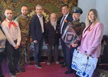 Миасского ветерана поздравили с наступающим Днем Победы