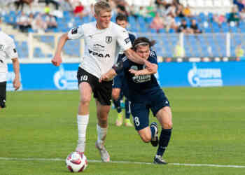 С последнего места уйти не удалось