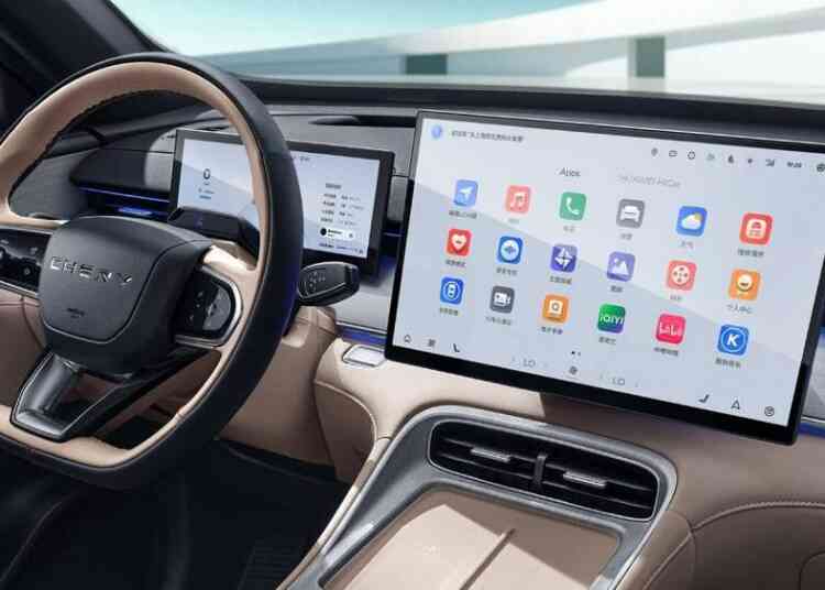 Смартфон запрещен, а тачскрин безопаснее?