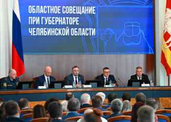 Пожары, ликвидация свалок и диспансеризация: Алексей Текслер поручил усилить работу муниципалитетам