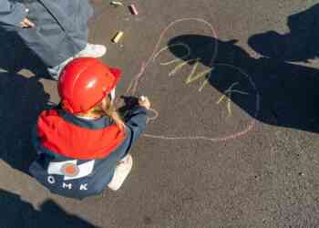 Семьи челябинских заводчан получат материальную поддержку