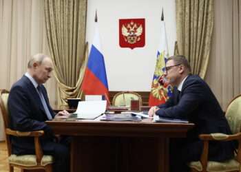 Владимир Путин провел рабочую встречу с Алексеем Текслером