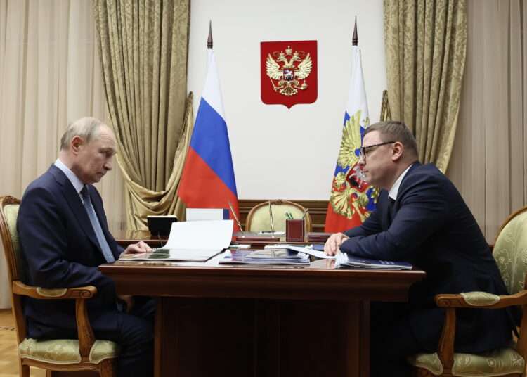 Владимир Путин провел рабочую встречу с Алексеем Текслером