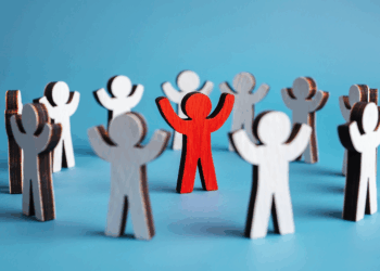 Урожай «полезных» инициатив: депутаты и общественники фонтанируют идеями