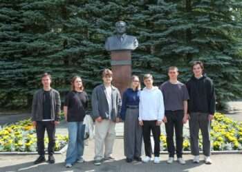 С интересом к профессии