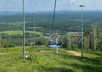 26 человек были эвакуированы с горнолыжного курорта в Миассе