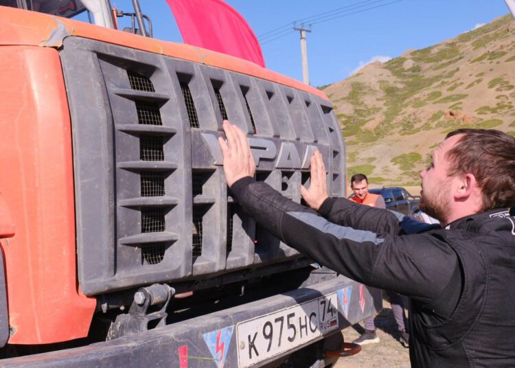 «Шелковый путь» покорен тремя «Уралами»!