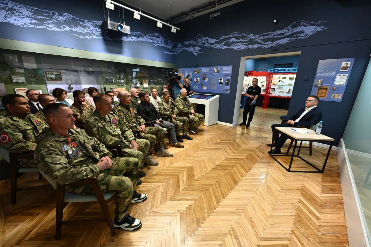 Алексей Текслер сегодня работает в Златоусте и Миассе