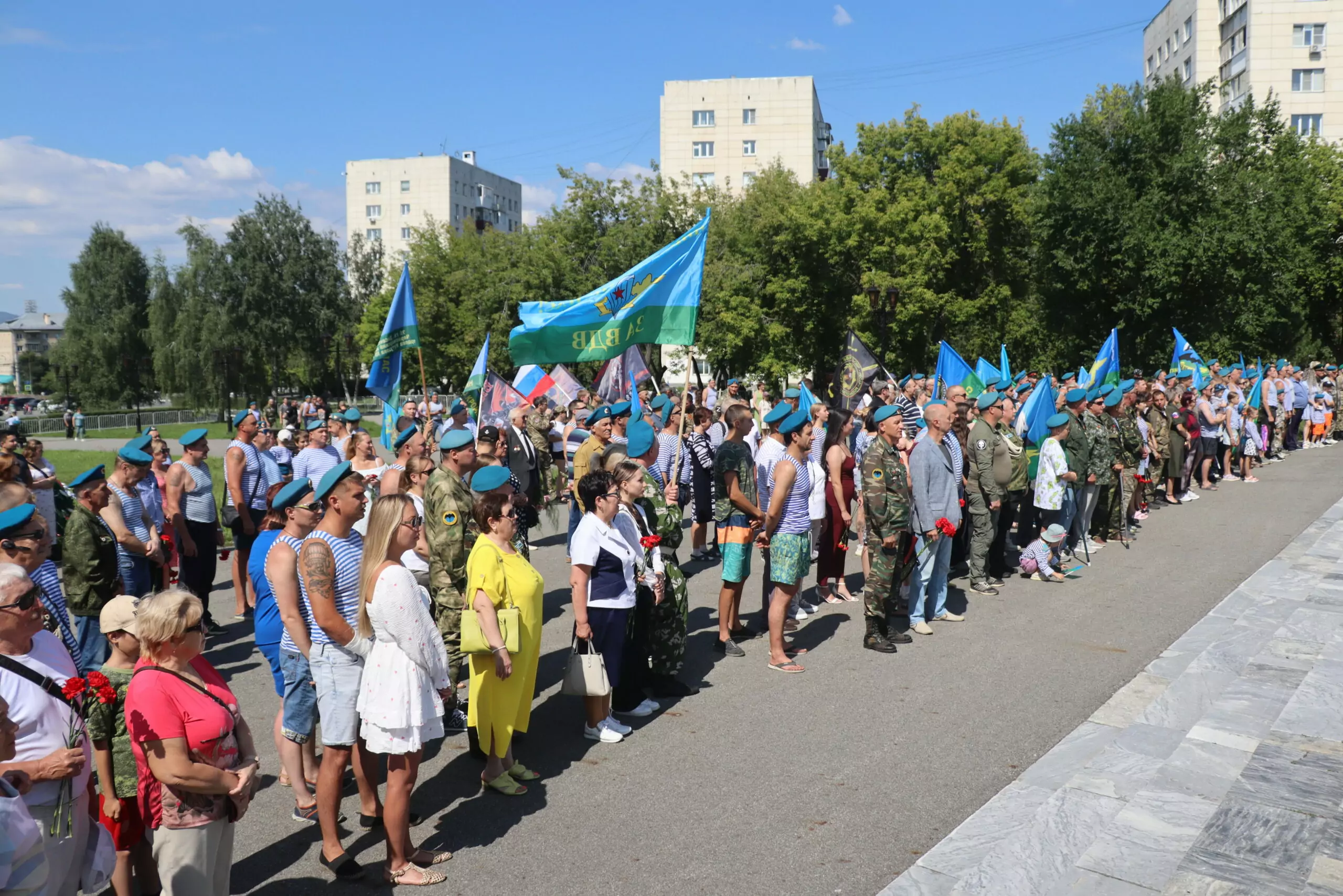 95 лет со Дня образования Воздушно-десантных войск отметили в Миассе