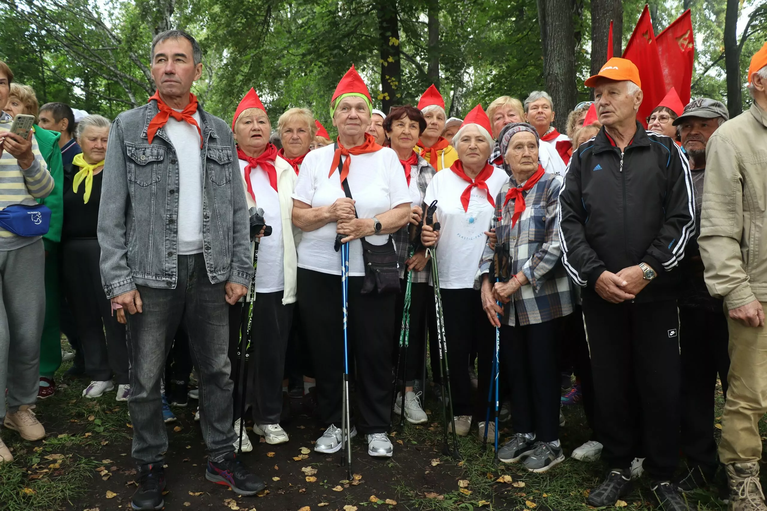 «Рожденные в СССР»: в селе Смородинка прошел первый туристический слет ветеранов