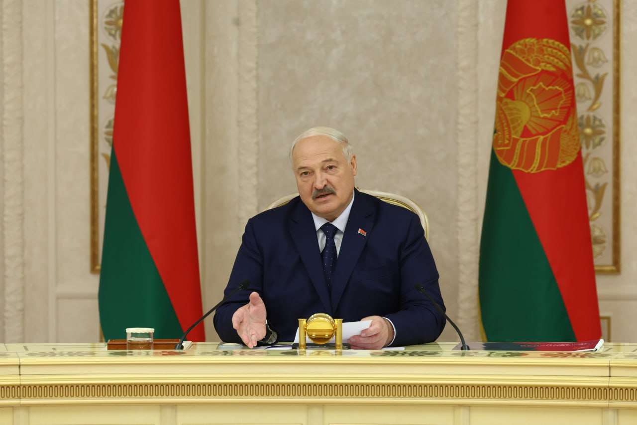 Президент Республики Беларусь Александр Лукашенко провел встречу с Алексеем Текслером