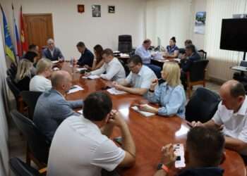 Вывоз мусора, газоснабжение поселков и благоустройство обсудили в Миассе