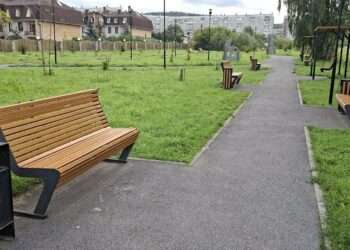 Улицы и скверы приводят в порядок в Миассе