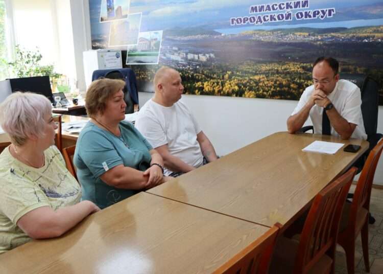 Проблемы ЖКХ и земельные вопросы обсудили в Миассе