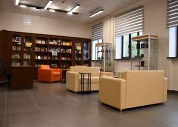 Новая модельная библиотека открылась в центральной части Миасса