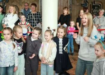 В школу всяческих наук