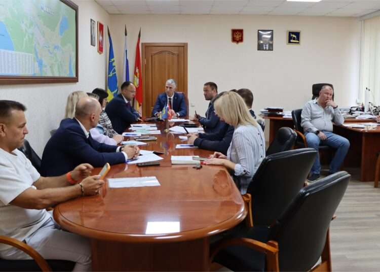 Вопросы образования, ЖКХ и благоустройства обсудили в Миассе