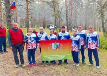 Команда из Миасса завоевала кубок на областном туристическом слете педагогов