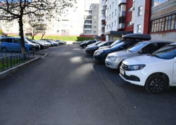 Тридцать лет спустя: двор на Степана Разина, 3 заметно преобразился