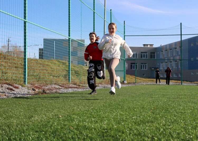 Школьники Ленинска сдали нормативы ГТО