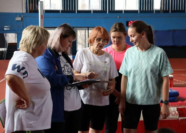 Пример для подражания: педагоги школы №3 Миасса успешно выполнили нормы ГТО