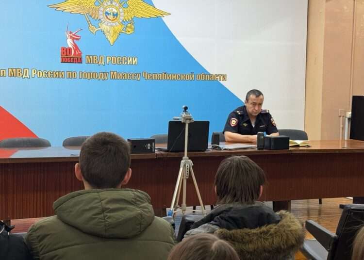 Погружение в профессию: студенты начали практику в полиции Миасса