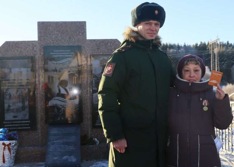 Мемориал героям фронта и тыла открыли в поселке Северные Печи