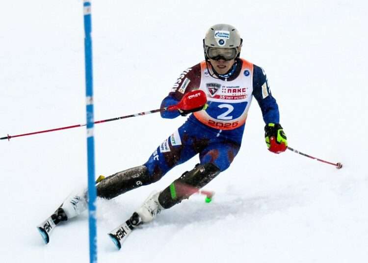 Горнолыжник из Миасса завоевал бронзу на стартовом этапе Кубка России