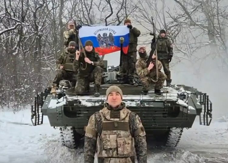 Поздравления с Новым годом с передовой