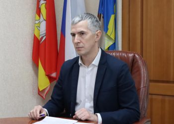 Устранение коммунальных аварий и подготовку к паводку обсудили в администрации Миасса